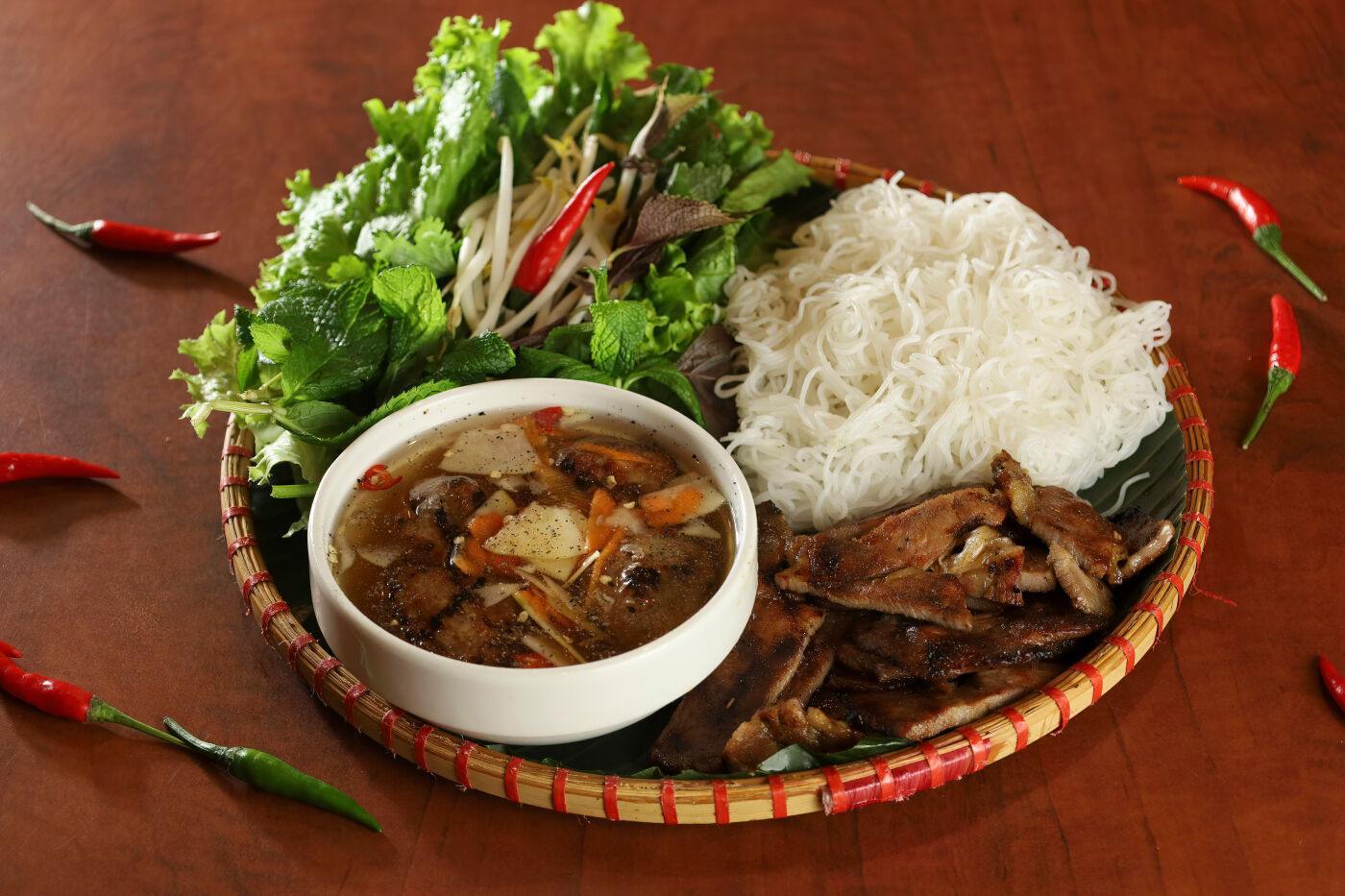 T'ami Restaurant - Restaurant Cuisine Vietnamienne Petite-Italie, Montréal