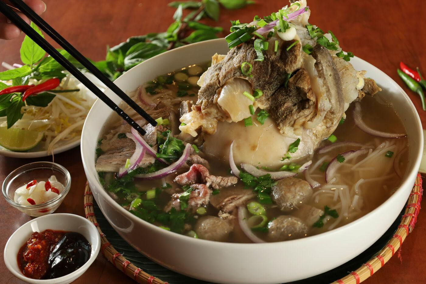 T'ami Restaurant - Restaurant Cuisine Vietnamienne Petite-Italie, Montréal