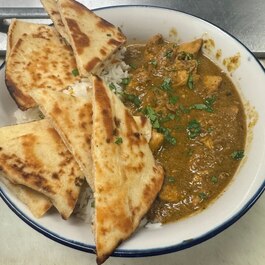 Beef Curry - Typhoon Lounge RestoMontreal.ca