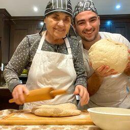 Yiayia's Bread Company RestoMontreal.ca